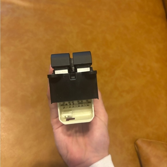 Master Driver Side Window Door Power Control Switch for 2007-2021 Toyota Tundra - Picture 11 of 11